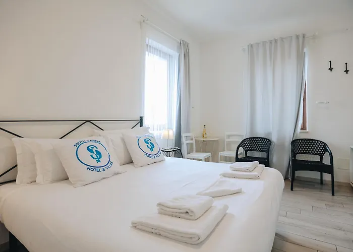 Sg Rooms - Casa Laura Peschiera del Garda