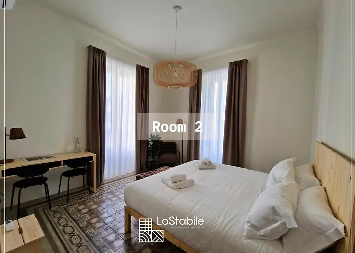 Lostabile Guesthouse & Coworking Bari