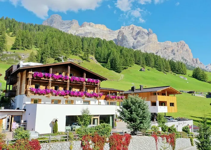 Hotel Garni Jasmin San Cassiano 