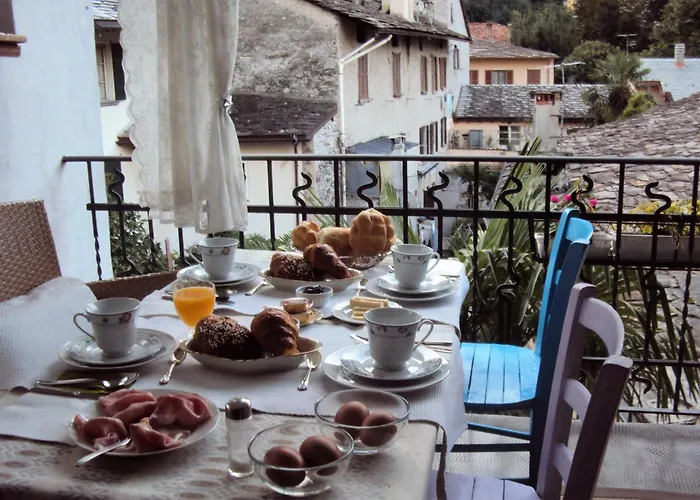 Bed and Breakfast bb chiavenna centro storico