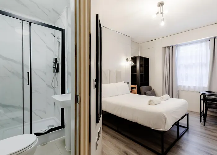 Britannia Hyde Park Hotel By Pli Londra