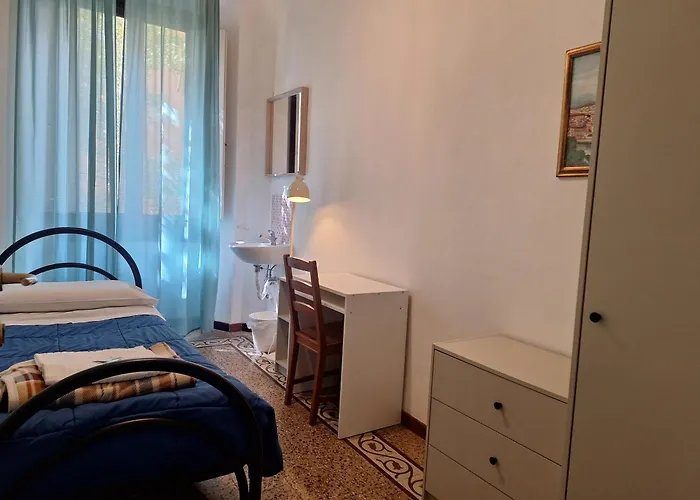 Hotel Sleep Easy Firenze