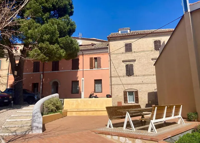 B&B Residenza Leonardo Falconara Marittima
