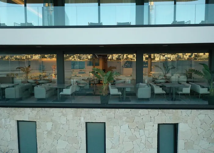 Alyacht Premium Hotel Sarandë