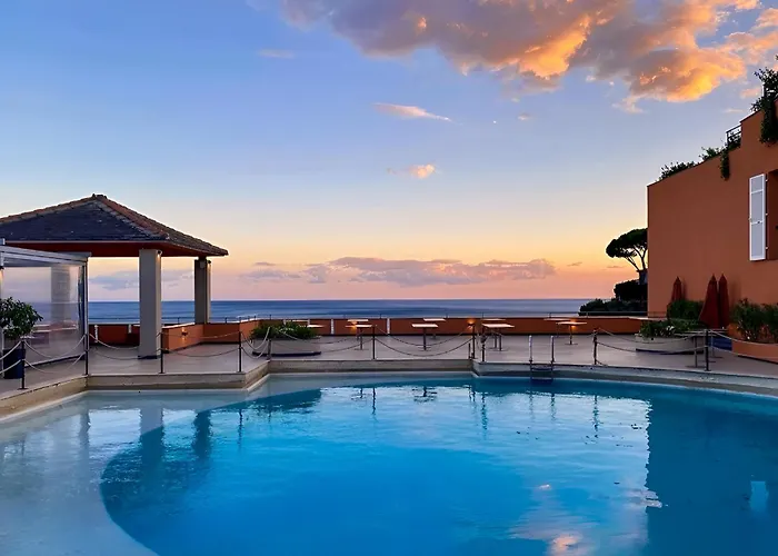 HOTIDAY Room Collection - Arenzano