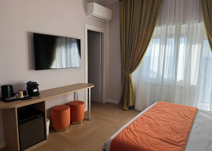 Bloom Comfort Rooms Ciampino