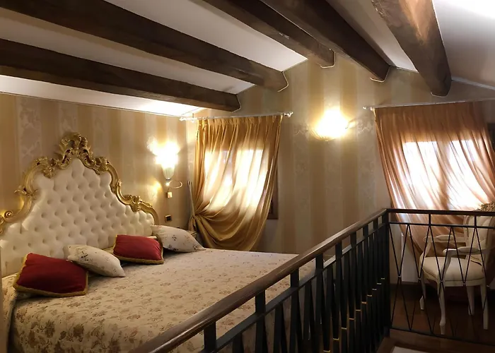 Hotel Casa Savoia & Casa Jolanda Venezia