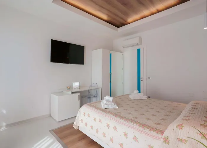 Lumiere Rooms - Eja Sardinia Cagliari