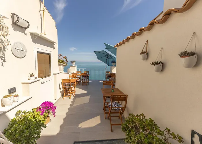 Casanova Rooms And Apartment To Rent Cefalù