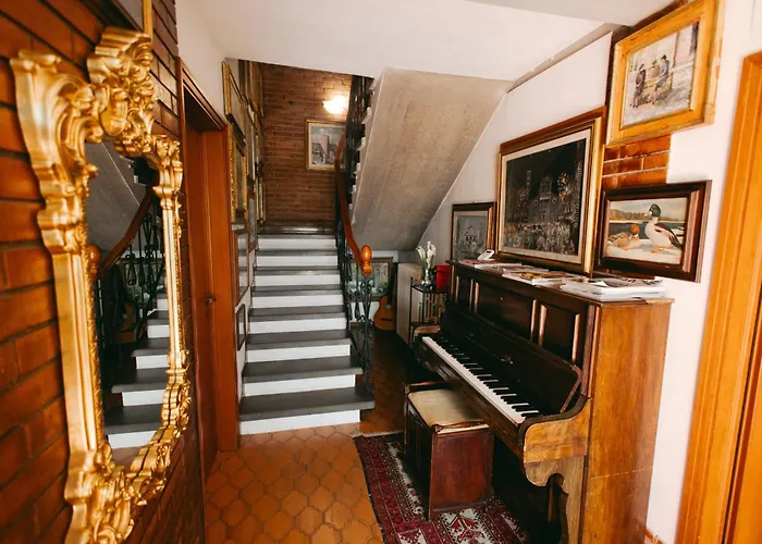 Hotel Enzo'S House Lucca