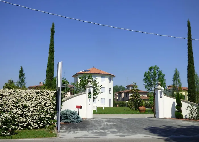 Boutique Hotel San Giovanni San Giovanni in Persiceto