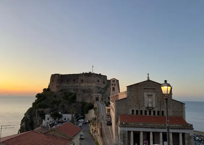 Leonardo Suites Scilla