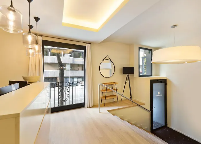 Ola Living Hostal Diagonal Barcellona