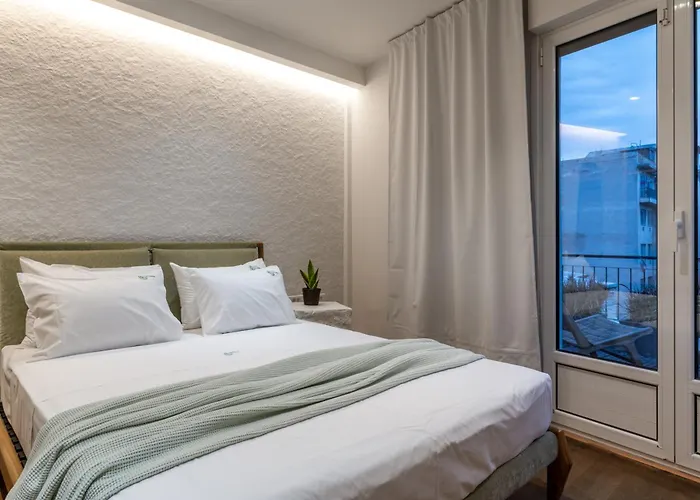 LOFUS Bio-Suites Atene