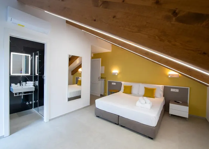 Rossy Palace - Amalficoast Suites Agerola
