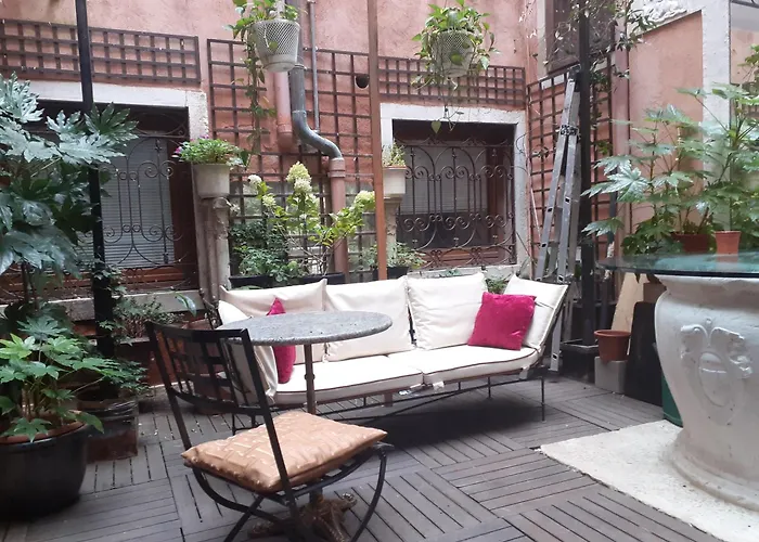 Honeymoon Suite On Grand Canal Venezia