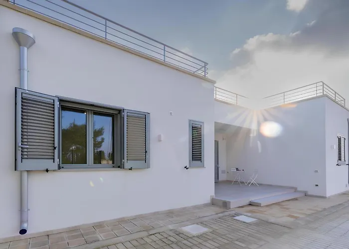 Smilax - Hydruntum Holiday Rooms Otranto