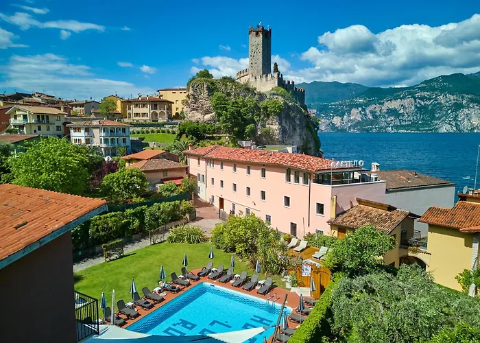 Hotel Luna Rossa Malcesine