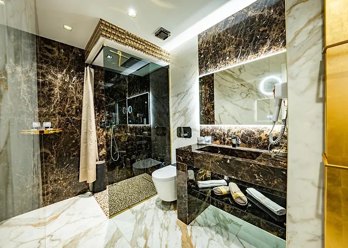 SOFIA Ultra Suite Collection Roma