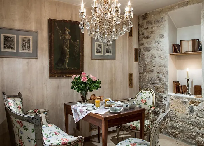 Hotel Caron De Beaumarchais Parigi