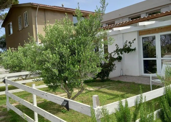 Hotel I Tre Schen Calasetta