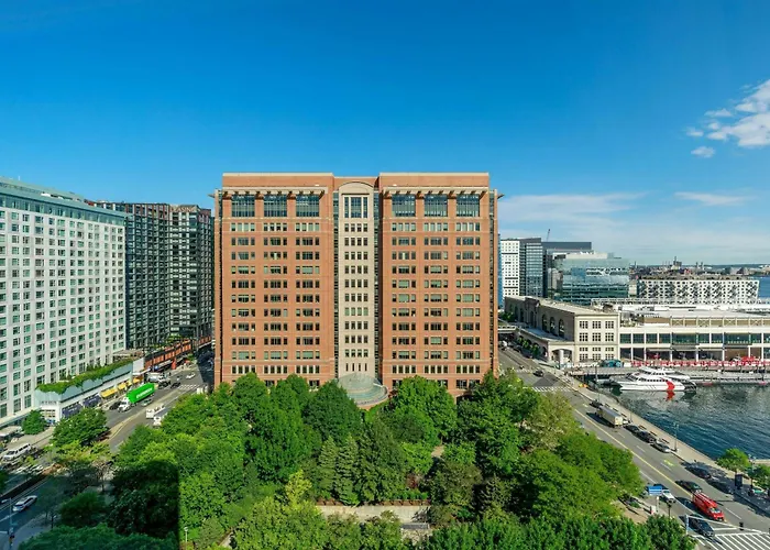 Hotel Renaissance Boston Seaport District