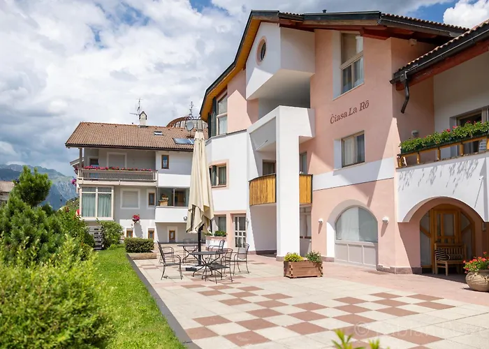 Aparthotel Ciasa La Ro San Cassiano 