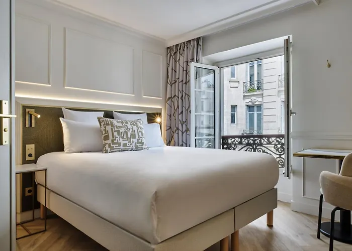 Posy Hotel By Happyculture Parigi