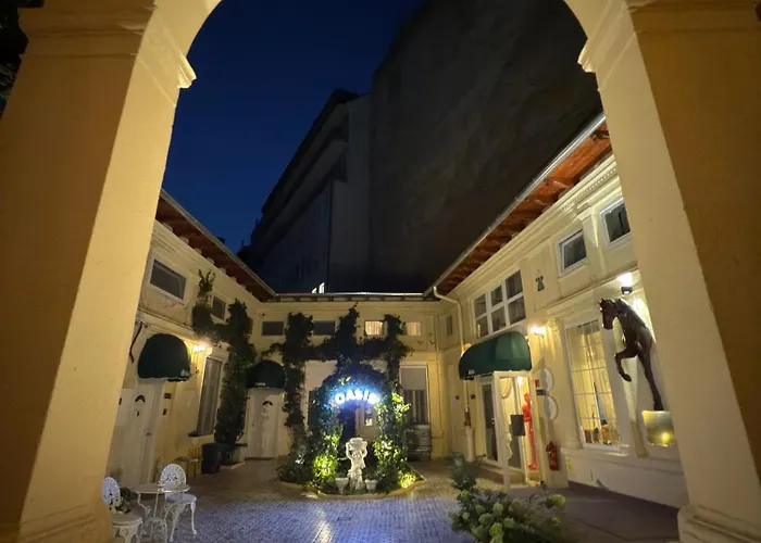 Oasis Inn Budapest