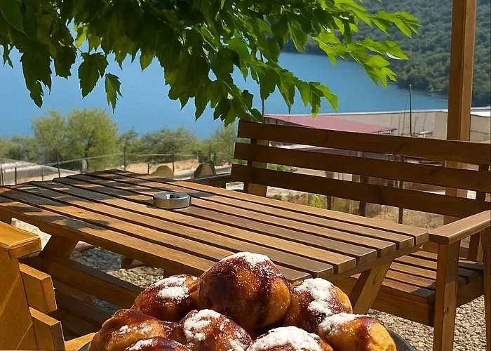Inada Hotel Ksamil