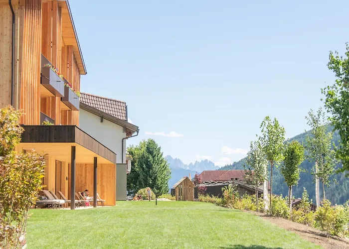 Linara Mountain Family Stay Valles