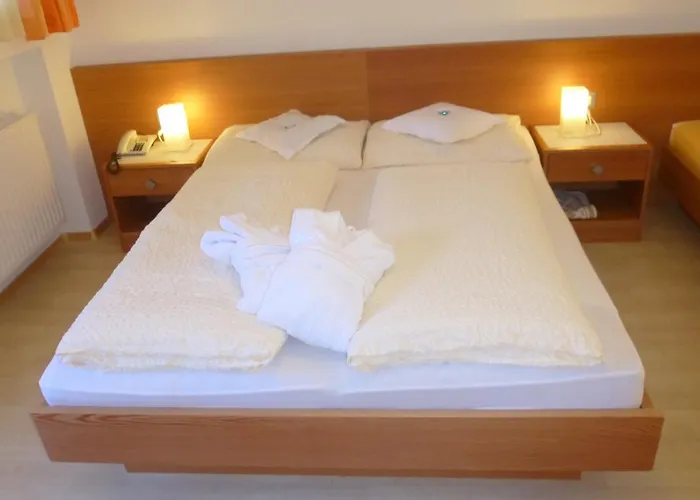 Hotel Haselried Tirolo