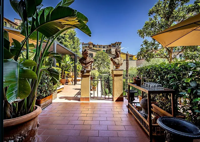 Hotel Ungherese Small Luxury Hotel Firenze