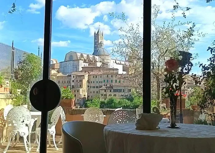 Bed and Breakfast Residenza d'Epoca Campo Regio Relais Siena