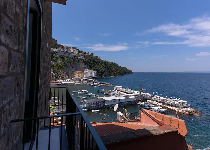 Aparthotel Relais Del Mare Sorrento