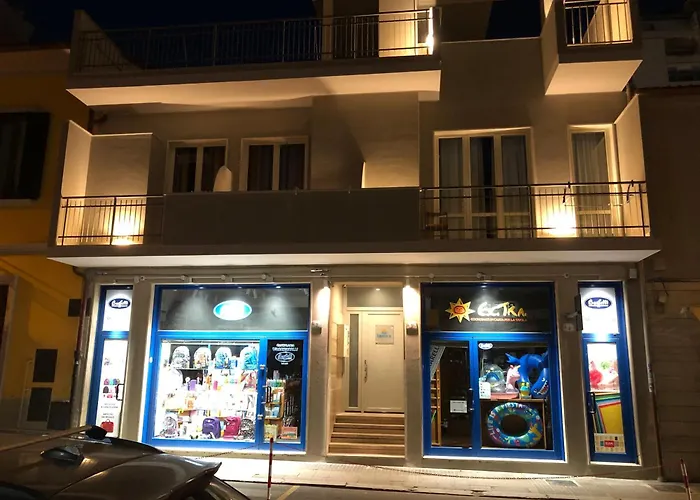 Ilenia'S Boutique Rooms Follonica