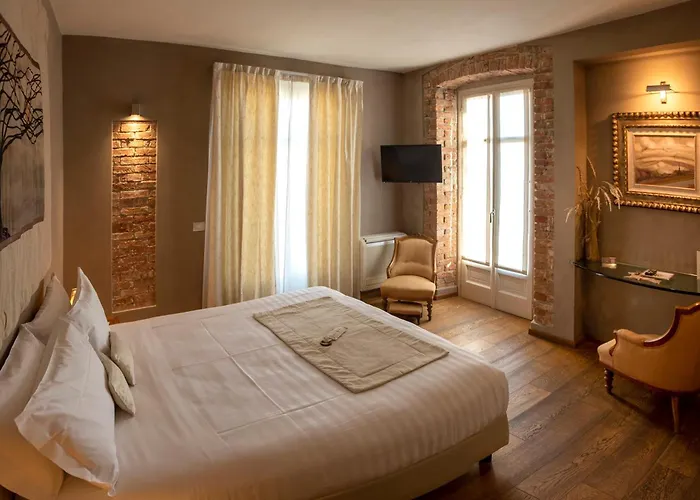 Rocche Costamagna Art Suites La Morra