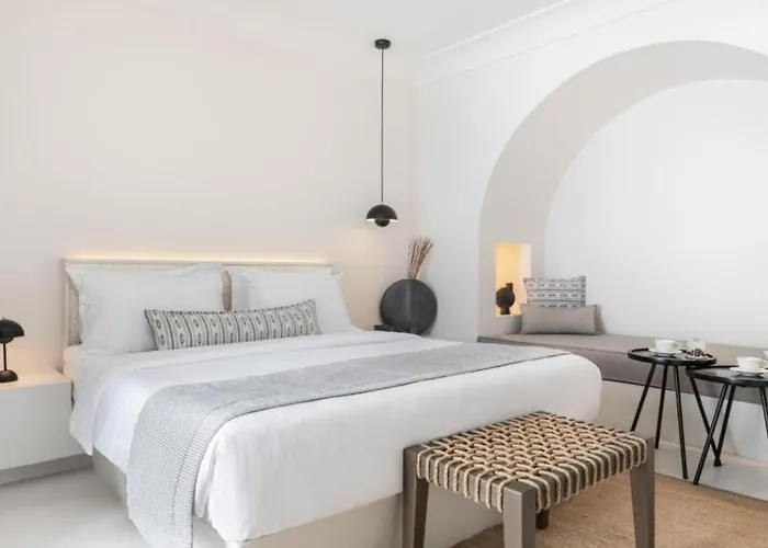 Akra Suites & Spa Imerovigli 