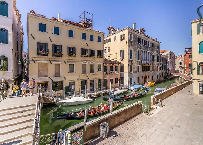 Palazzo San Firmino Residenza Storica All Suite Canal View Venezia
