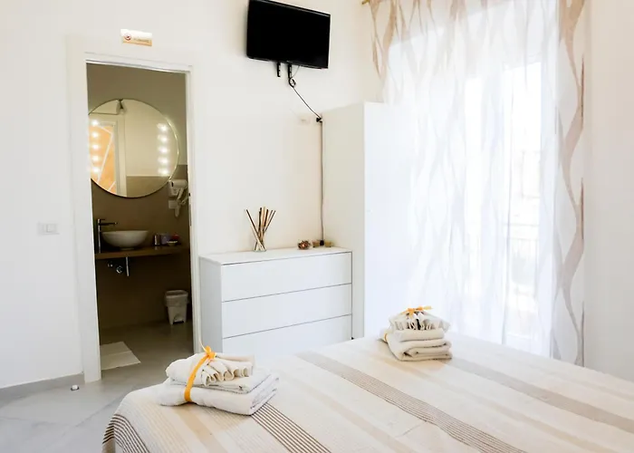 In Centro rooms Castellabate