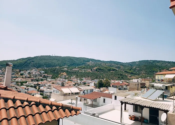Hollywood Skiathos