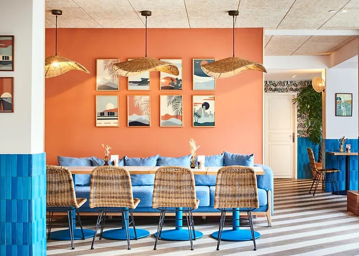 Hotel Chromatics & Restaurant Hill Club By Happyculture Lione