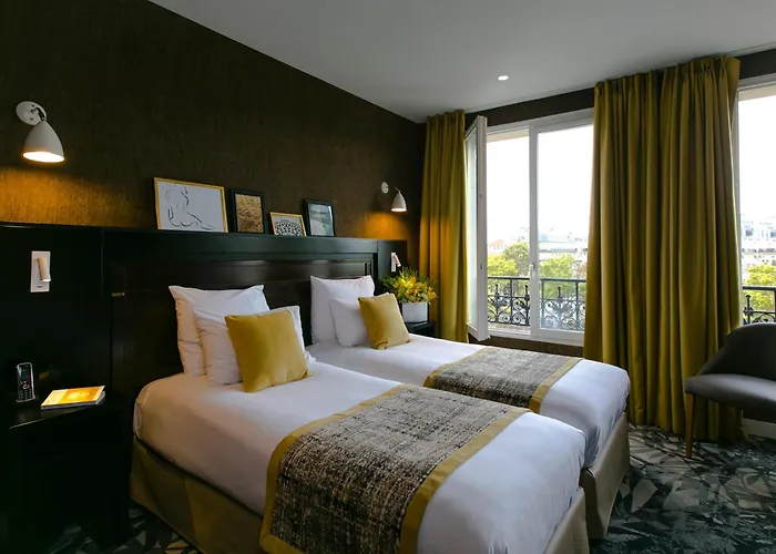 Hotel De Neuville Arc De Triomphe Parigi
