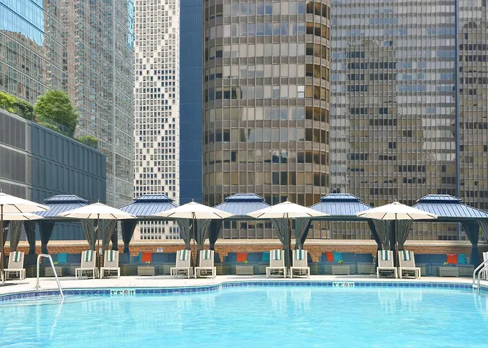 Hotel Doubletree By Hilton Chicago Magnificent Mile