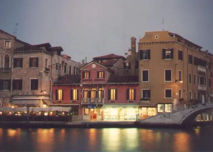 Hotel Canal & Walter Venezia