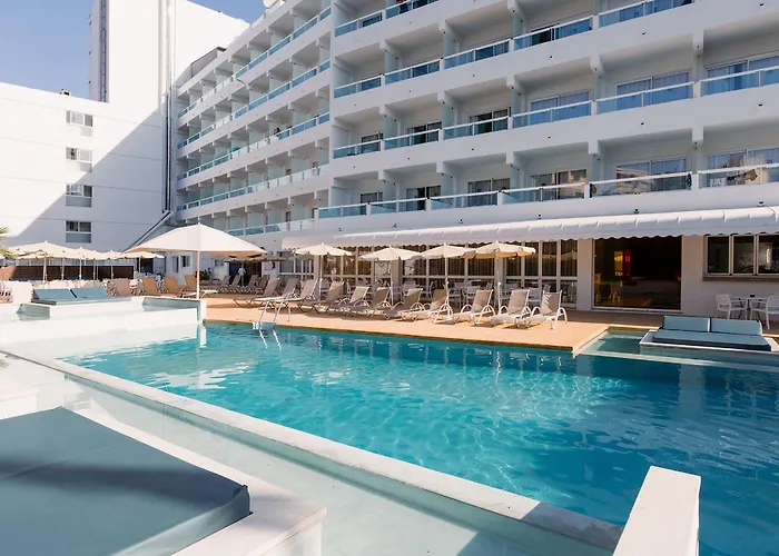 Hotel O7 Vistanova Magaluf 