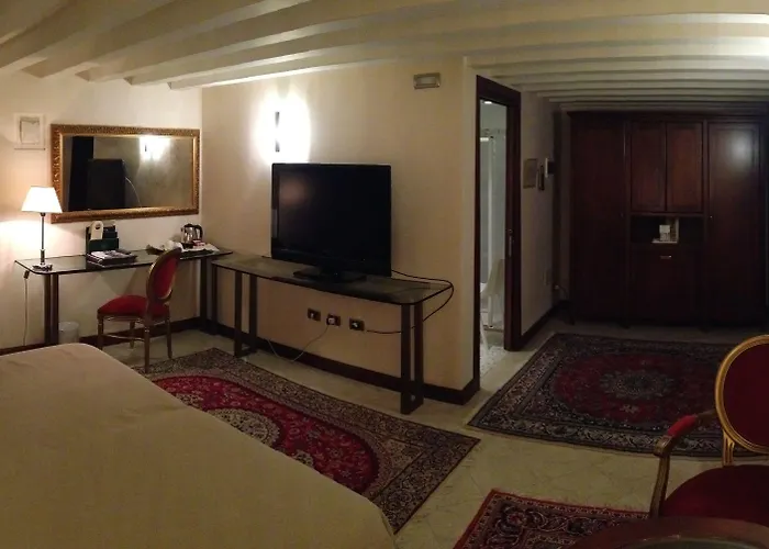 Hotel Liassidi Palace Venezia