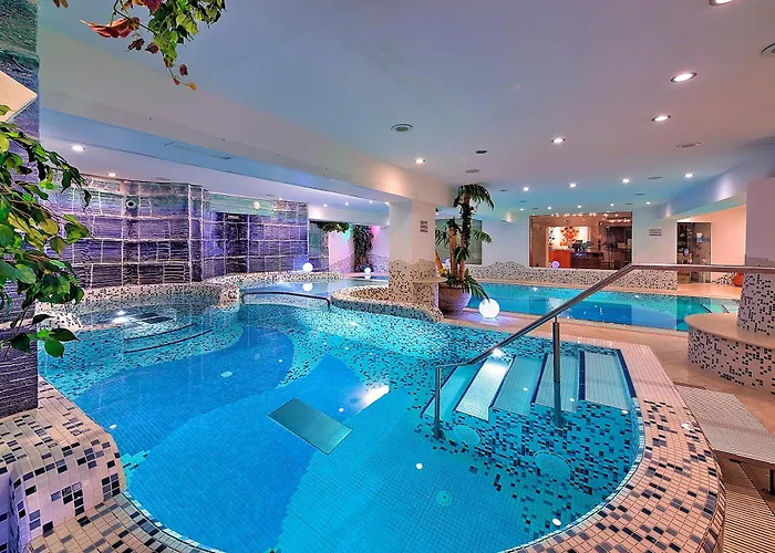 Luna Wellness Hotel Folgarida