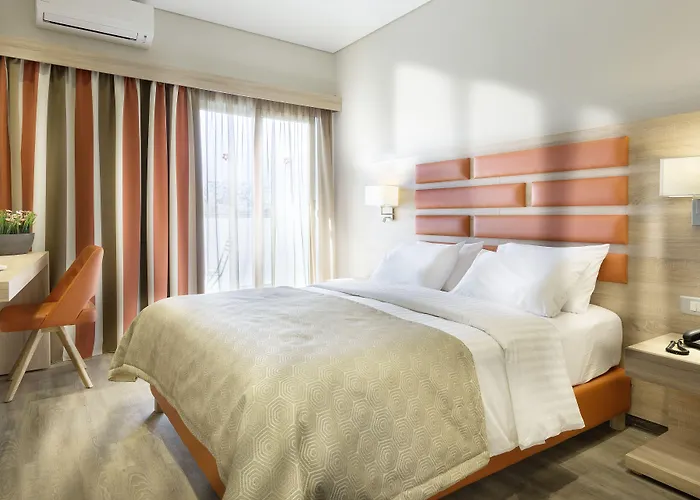 Jason Inn Atene