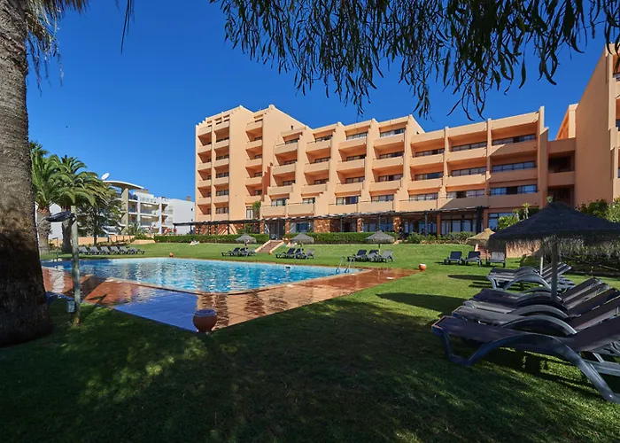Meia Praia Lagos - Beach Club Apartments